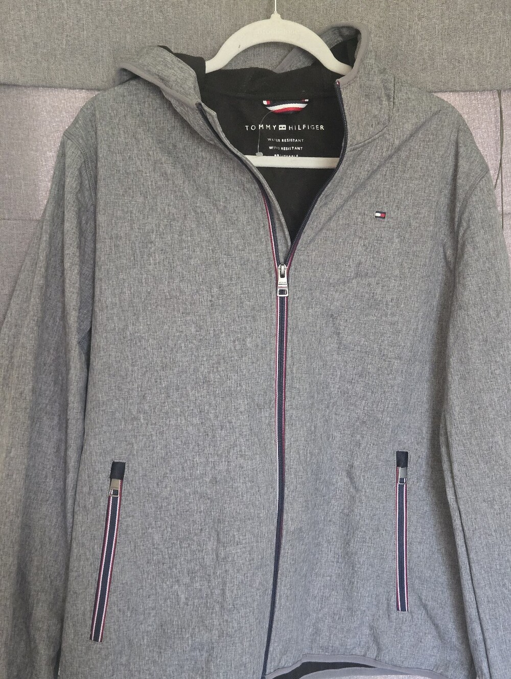 Tommy Hilfiger Lightweight Jacket Water And Wind Resistant Gray